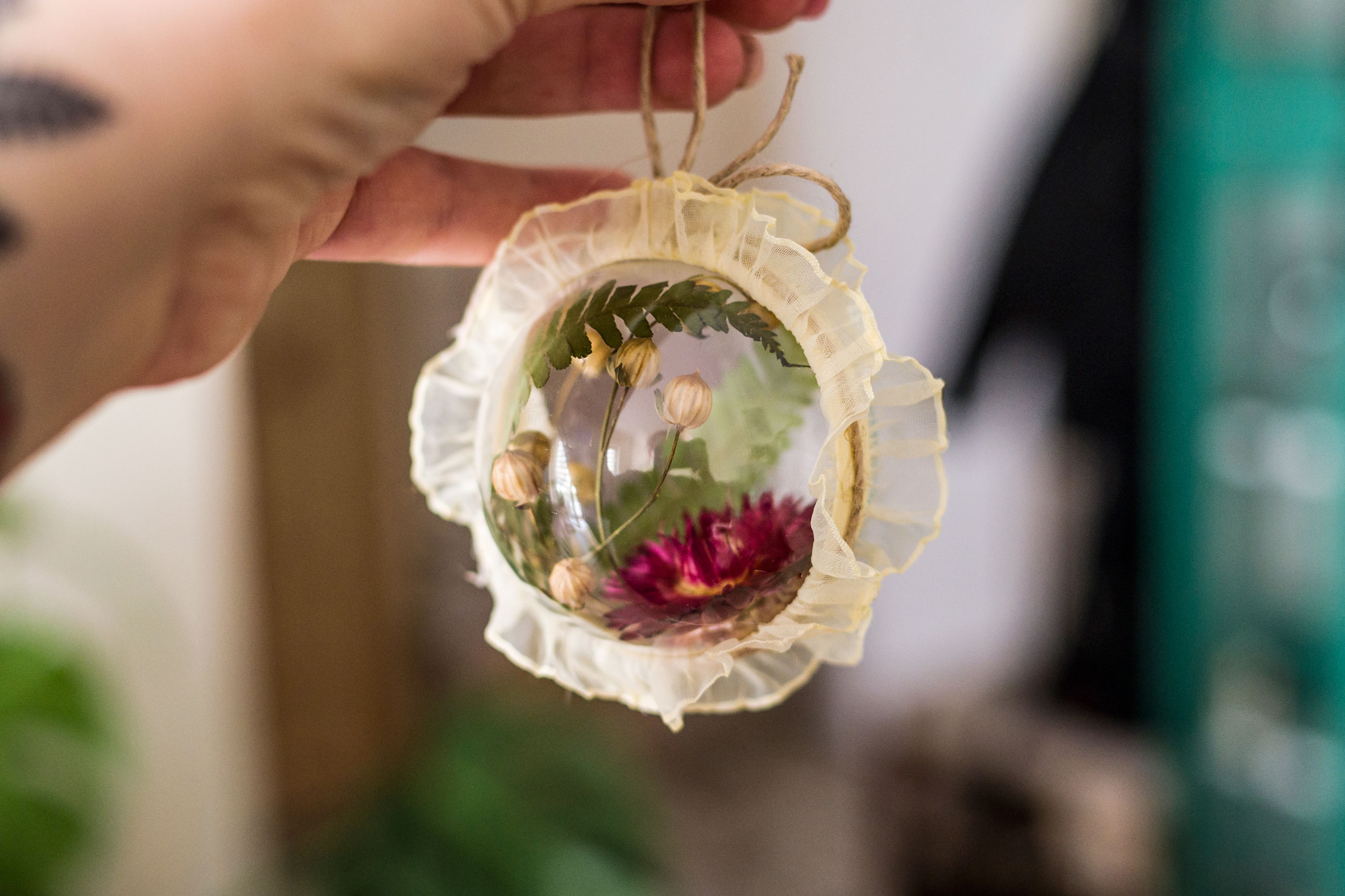 Bombeczki / kocanka, paproć, len, falbanka, sznurek jutowy