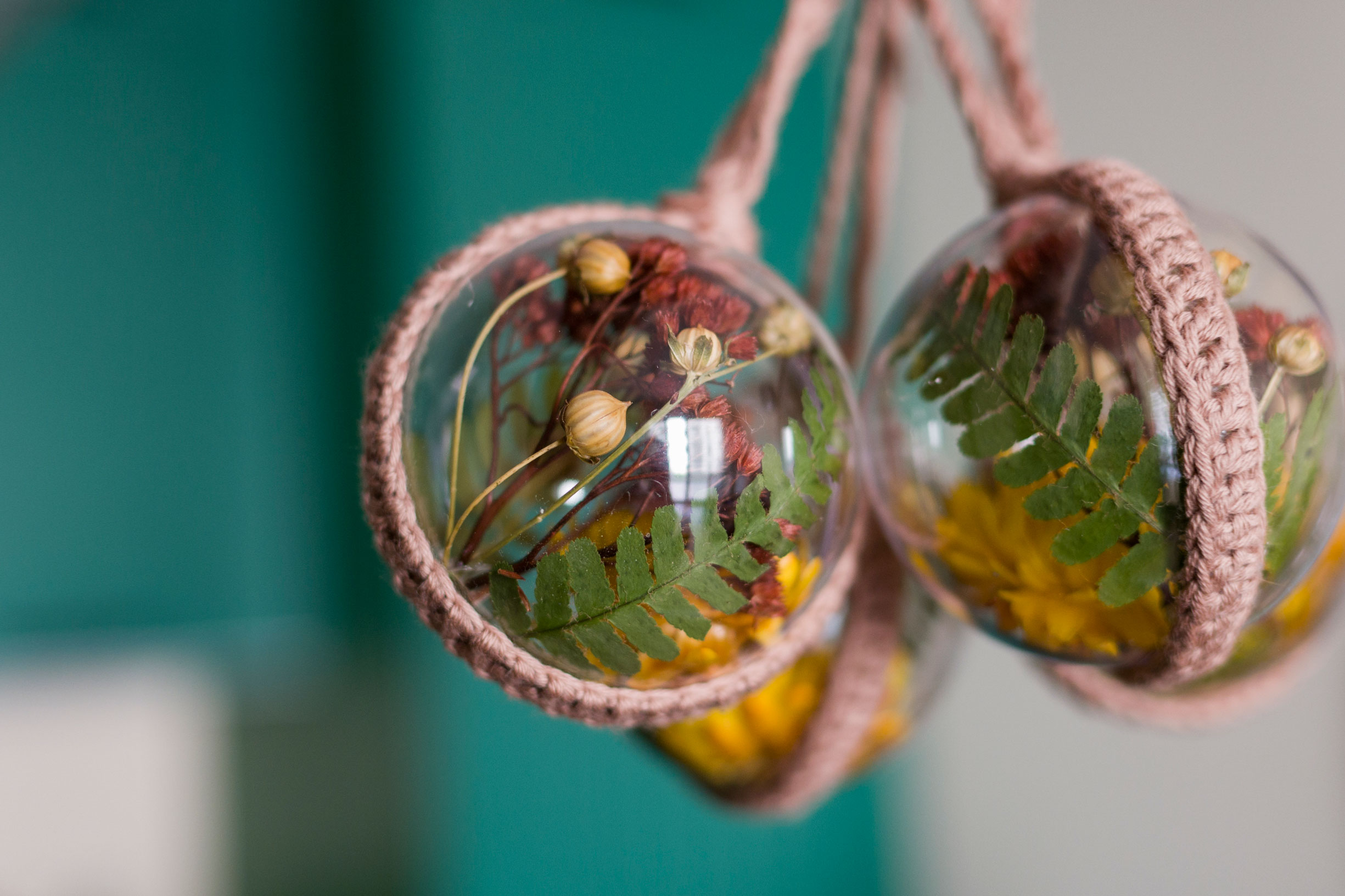 Bombeczki / kocanka, paproć, len, krwawnik, włóczka - obrazek 6