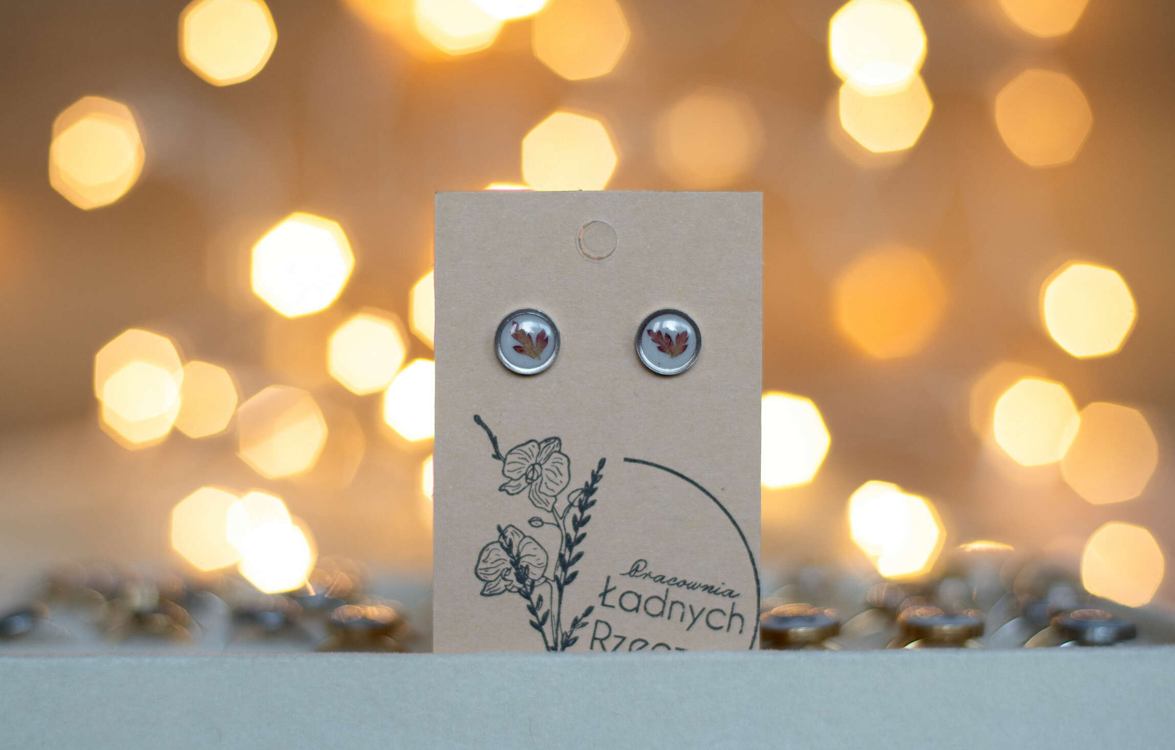 Sztyfty na bazie ze stali chirurgicznej „LISTEK”