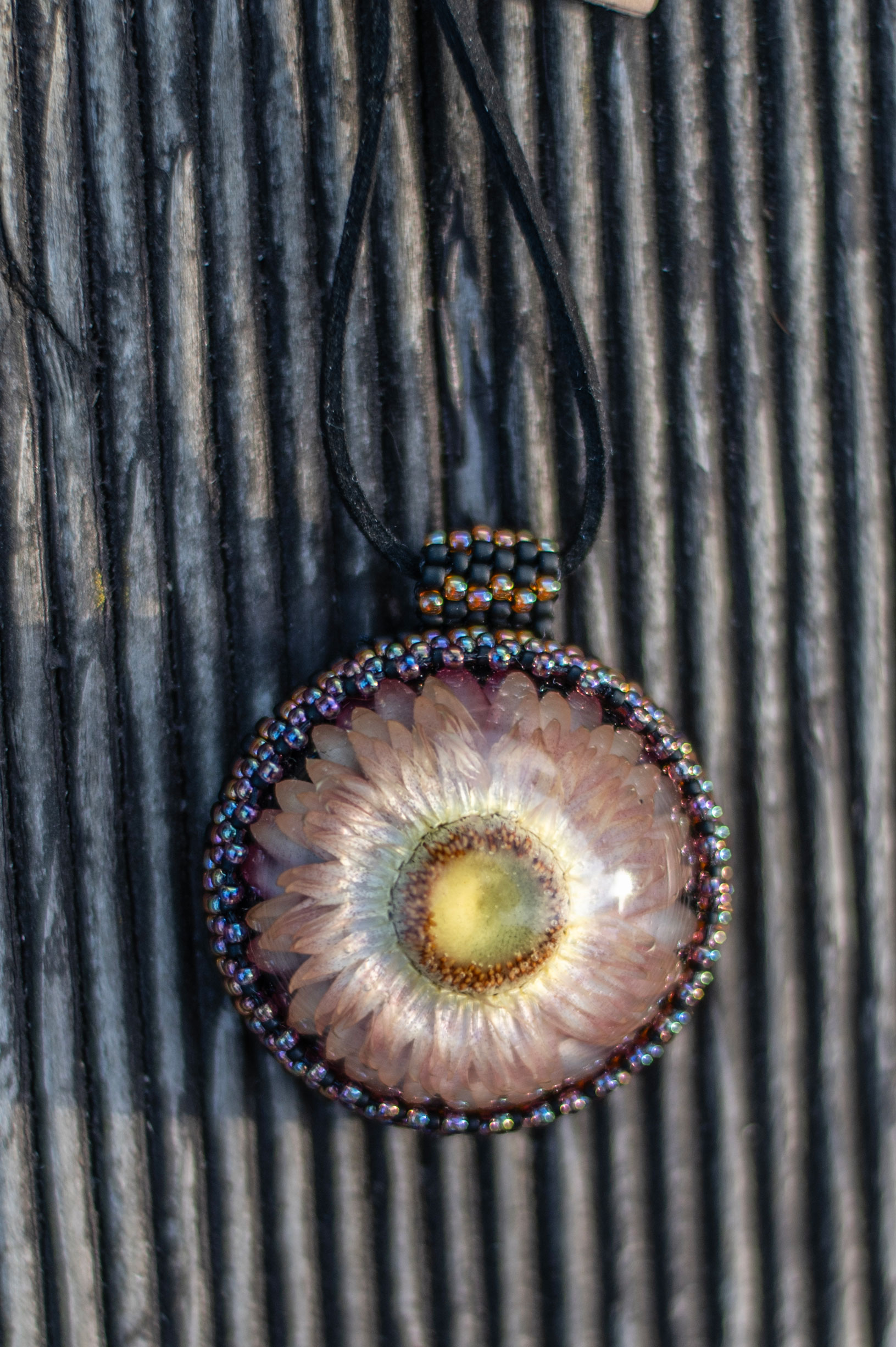 Wisiorek obszywany "MONIKA" - obrazek 6