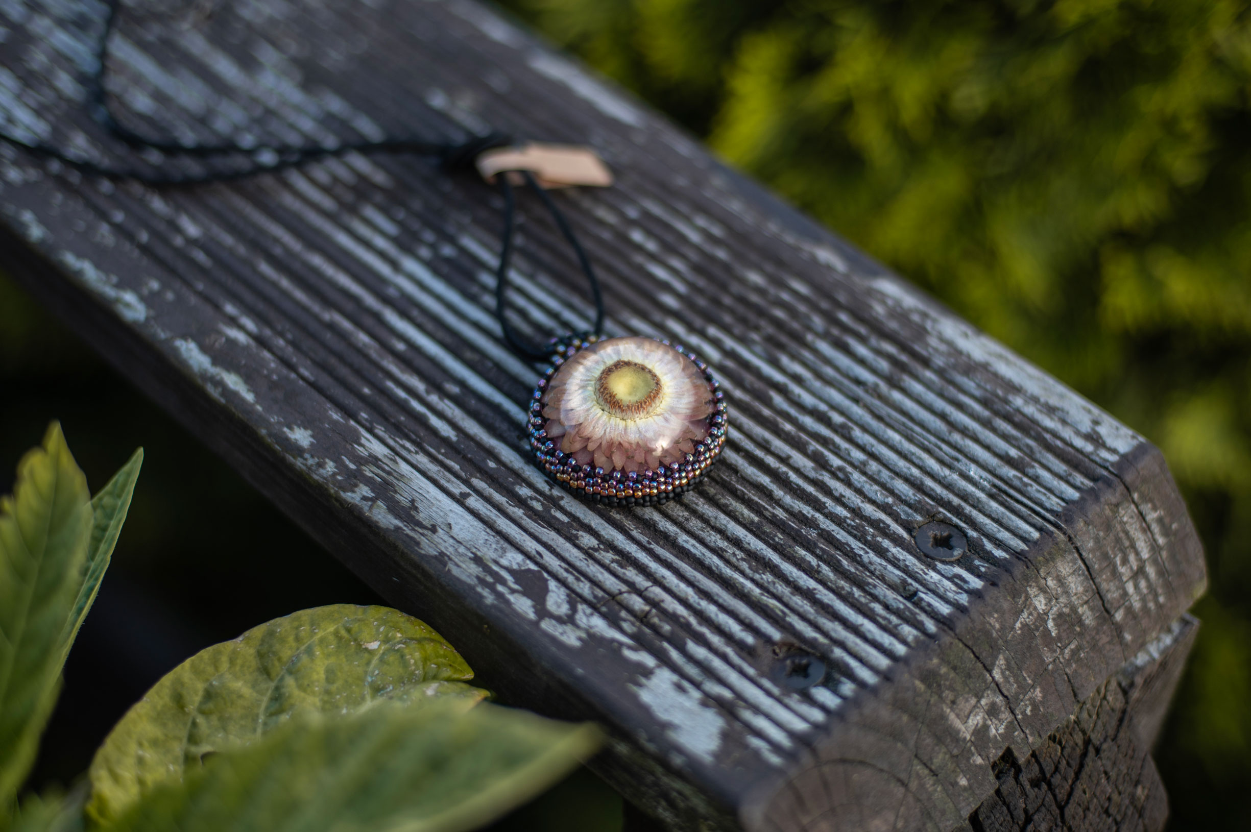 Wisiorek obszywany "MONIKA" - obrazek 3