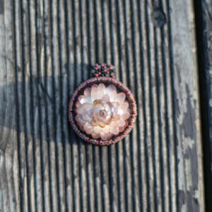 Wisiorek obszywany „MONIKA”