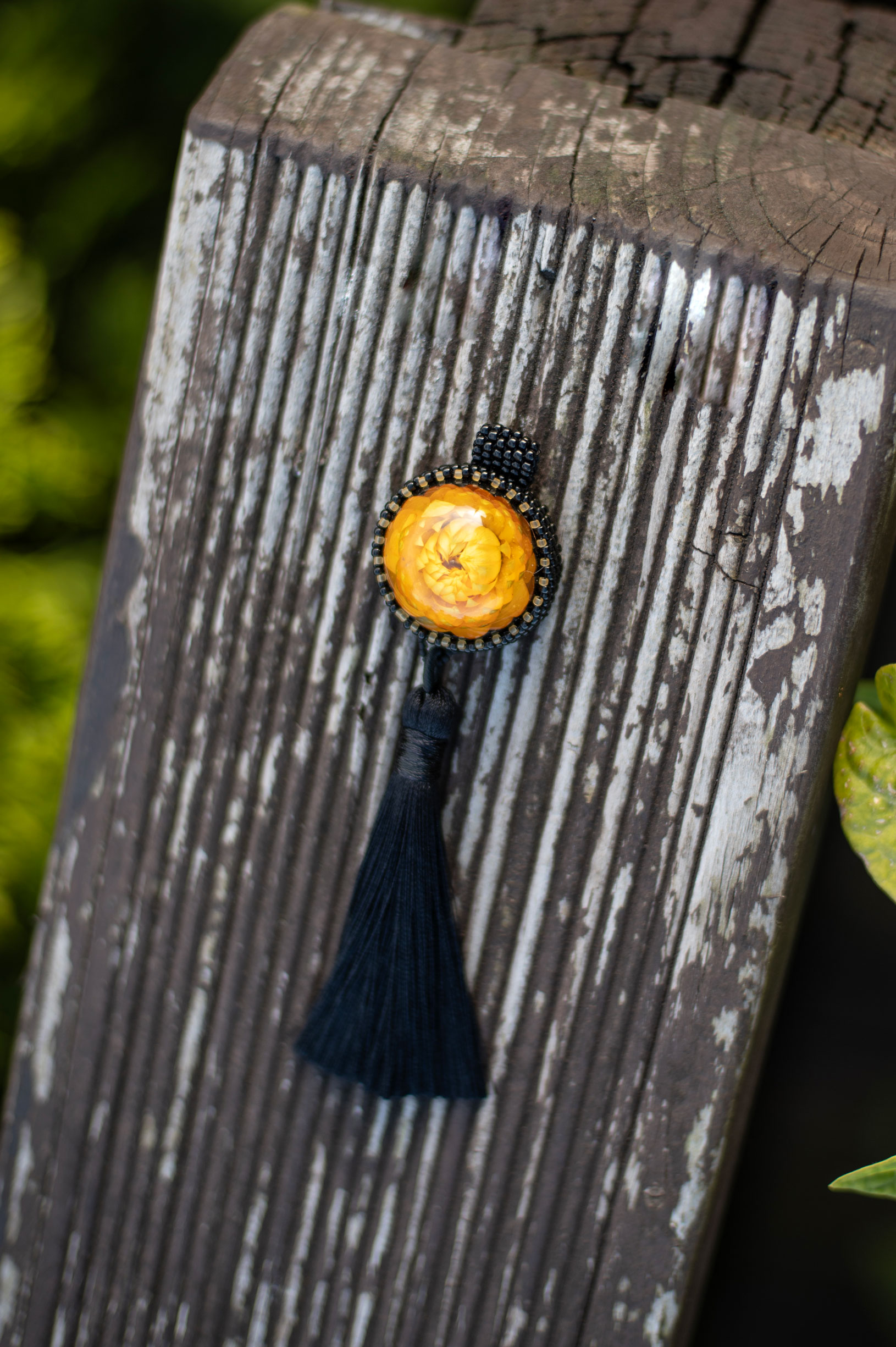 Wisiorek obszywany z chwostem „MONIKA” - obrazek 5