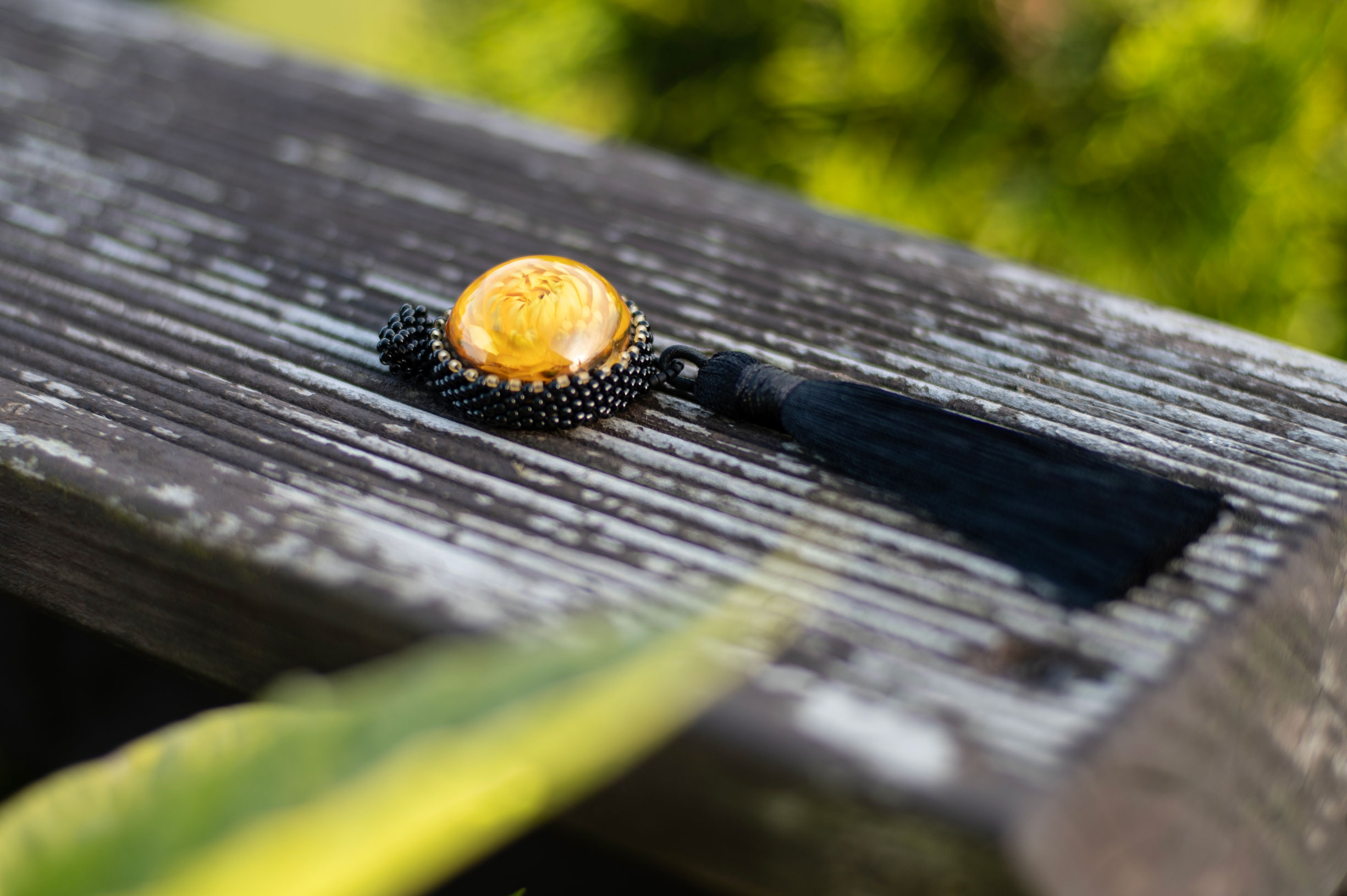 Wisiorek obszywany z chwostem „MONIKA” - obrazek 2