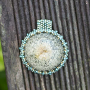 Wisiorek obszywany „KINGA”