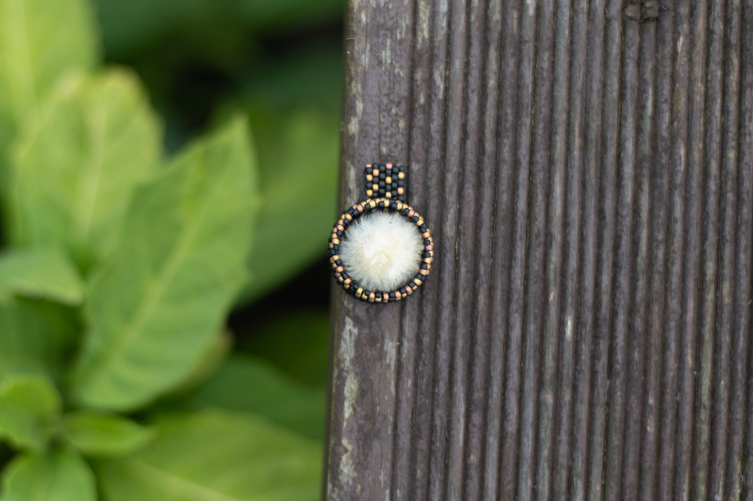 Wisiorek obszywany „KINGA”