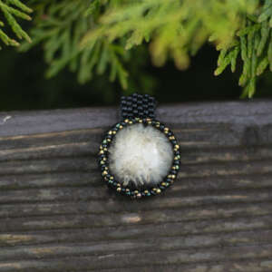 Wisiorek obszywany „KINGA”