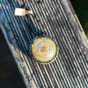 Wisiorek obszywany „KINGA”